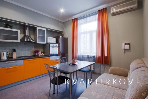 apartment near the metro, Saint Petersburg - apartment by the day