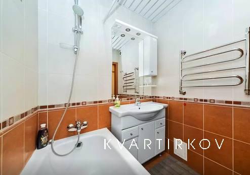 Luxury apartments in the metro, Санкт-Петербург - квартира подобово