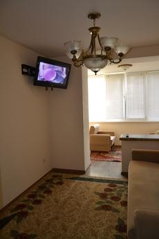 Rent our 3-room apartment 2/5 home, Saky - apartment by the day