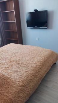 Классная квартира возле Ашана, Тюмень - квартира посуточно