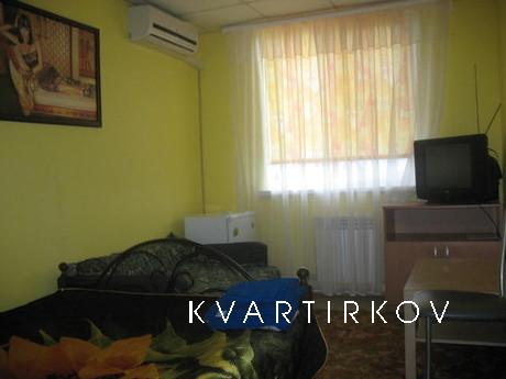 The 2-km airport, 4 km, shopping mall OZ Mall, 5 m. The shop