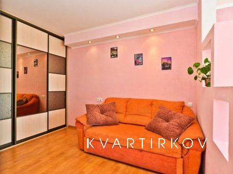 Сдам 1-комнатную квартиру на сутки, ночь, Екатеринбург - квартира посуточно