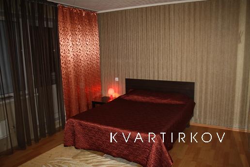 Рядом находится Птичий рынок, ДС Надежда, 5 минут от ЧТЗ-УРА