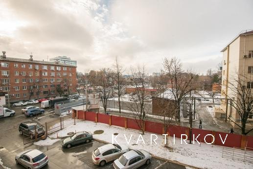 1 bedroom apartment for rent, Krasnodar - apartment by the day