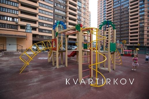 1 комнатная квартира посуточно, Краснодар - квартира посуточно