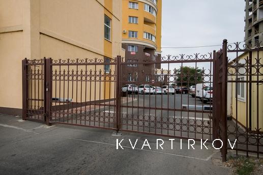 1 bedroom apartment for rent, Krasnodar - apartment by the day