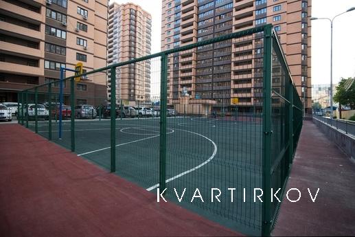 Посуточно Октябрьская 181/2, Краснодар - квартира посуточно