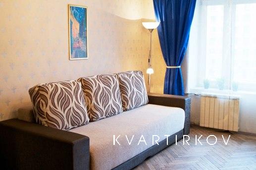 Rent a cozy one-bedroom apartment 100 meters from the Moscow