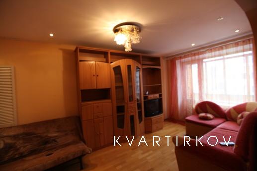 Квартира рядом с метро, с хорошим ремонтом. Гостям предостав