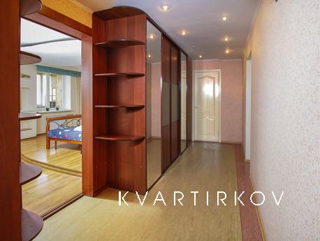 Near the subway and water park, Kazan - apartment by the day
