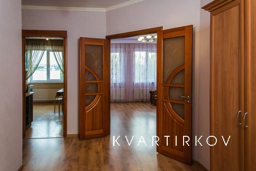 Уютная и комфортная двушка в центре, Казань - квартира посуточно