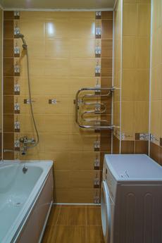 Уютная и комфортная двушка в центре, Казань - квартира посуточно