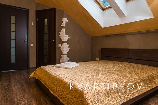 -х комнатная уютная и чистая квартира с дизайнерским еврорем