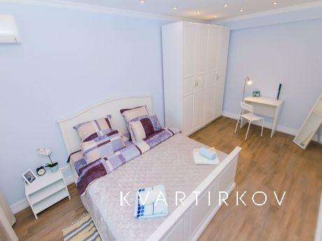 Посуточно Земляной Вал 24/32, Москва - квартира посуточно