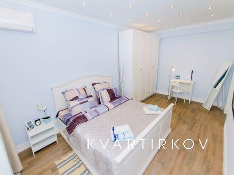 Посуточно Земляной Вал 24/32, Москва - квартира посуточно