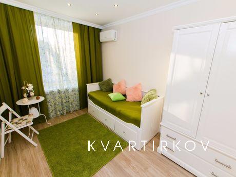 Посуточно Земляной Вал 24/32, Москва - квартира посуточно