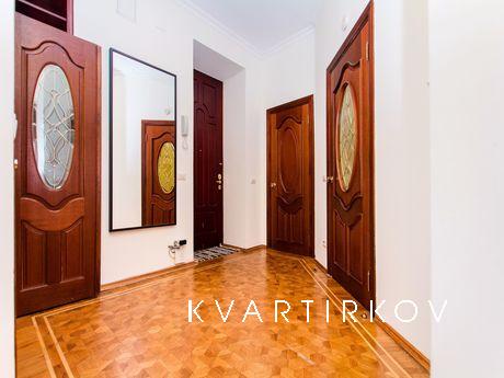 Посуточно Новый Арбат, 31/12, Москва - квартира посуточно