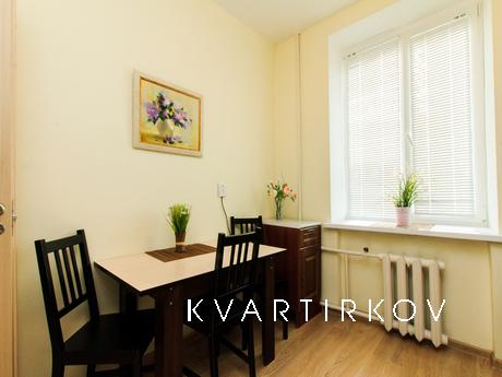 Посуточно Земляной Вал 24/32, Москва - квартира посуточно