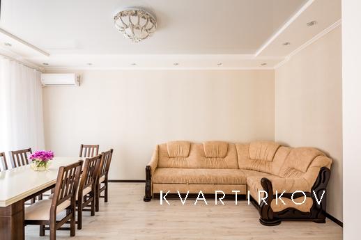 Avangard Franko VIP Apartment, Львов - квартира посуточно