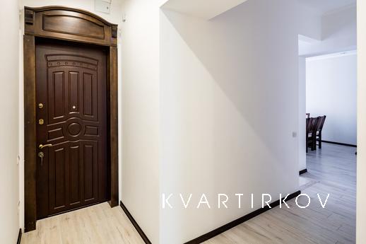 Avangard Franko VIP Apartment, Львов - квартира посуточно