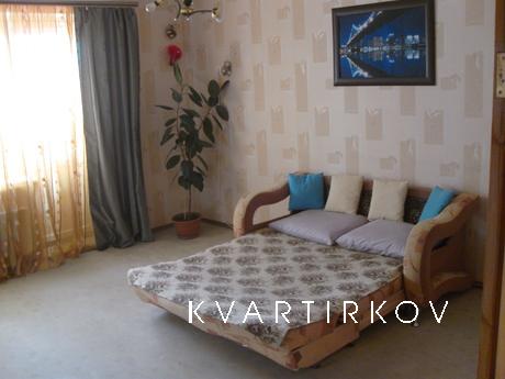 1 комнатная квартира  в центре города, Волгоград - квартира посуточно