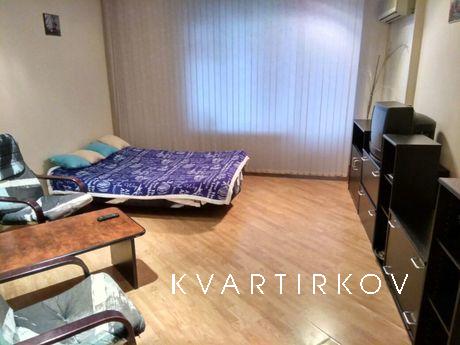 1-к. квартира в самом центре города Волгограда.
5-7 минут ез