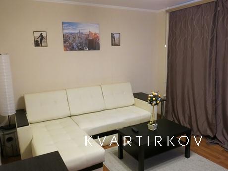 Уютная двухкомнатная квартира возле станции метро Достоевска