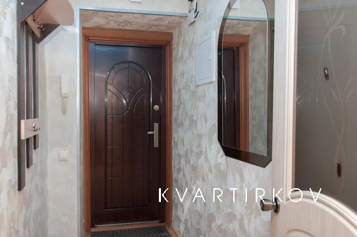 Марьин Дом на Малышева, 120, Екатеринбург - квартира посуточно