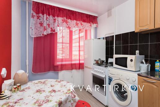 Марьин Дом на Шейнкмана, 45, Екатеринбург - квартира посуточно