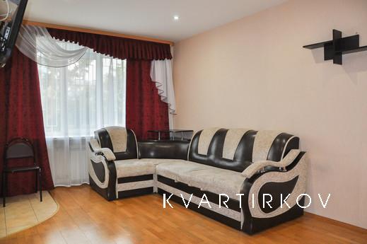 Marin Dom na Popova 25, Єкатеринбург - квартира подобово