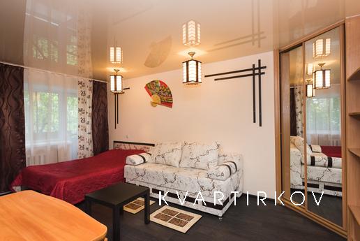 Рядом ТРЦ «Алатырь», Театр «Волхонка», Площадь 1905 года, Дв