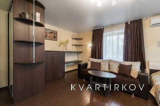 Marin Dom na Sacco and Vanzetti, 54, Єкатеринбург - квартира подобово