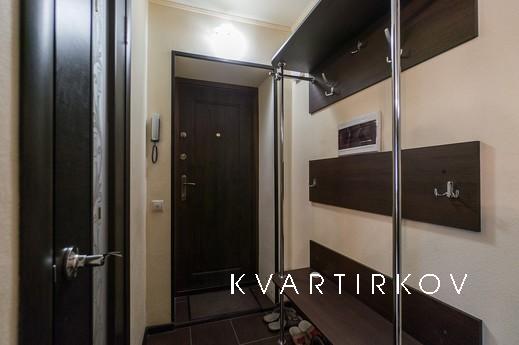 Marin Dom na Sacco and Vanzetti, 54, Єкатеринбург - квартира подобово