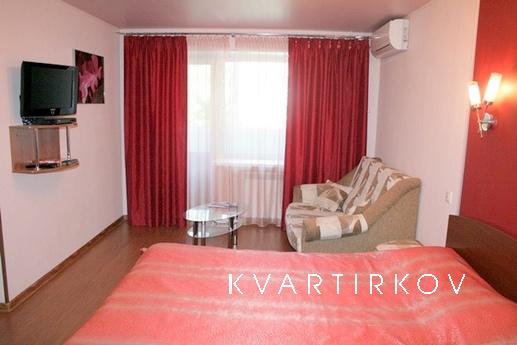 Рядом ТРЦ «Алатырь», Театр «Волхонка», Площадь 1905 года, Дв