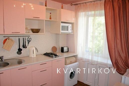 Марьин Дом на Сакко и Ванцетти, 54, Екатеринбург - квартира посуточно