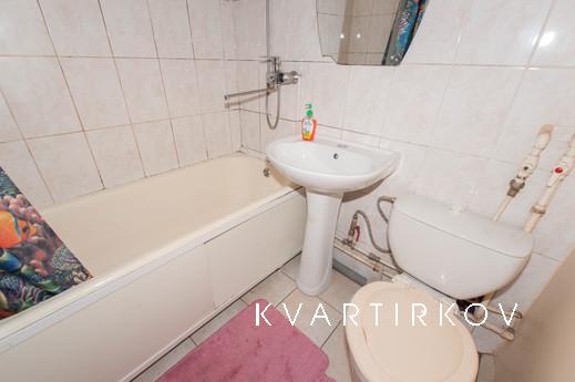 Марьин Дом на на Азина, 39, Екатеринбург - квартира посуточно