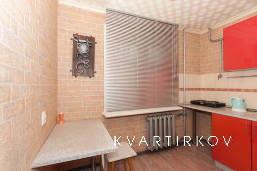 Марьин Дом на на Азина, 39, Екатеринбург - квартира посуточно