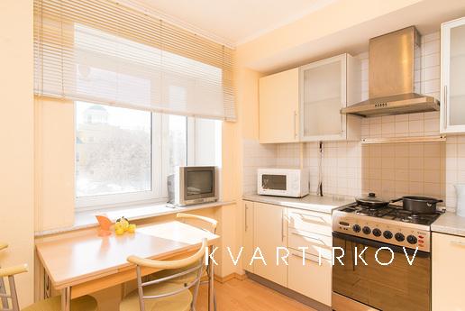 Марьин Дом на Луначарского, 171, Екатеринбург - квартира посуточно