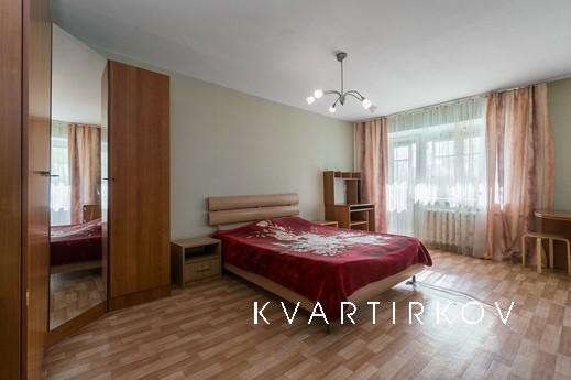 Марьин Дом на Луначарского, 50, Екатеринбург - квартира посуточно