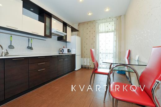 Marin Dom na Bazhova 68, Yekaterinburg - apartment by the day