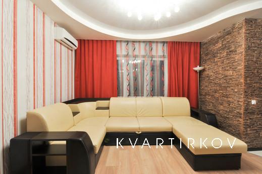 Marin Dom na Souznoy, 2, Єкатеринбург - квартира подобово