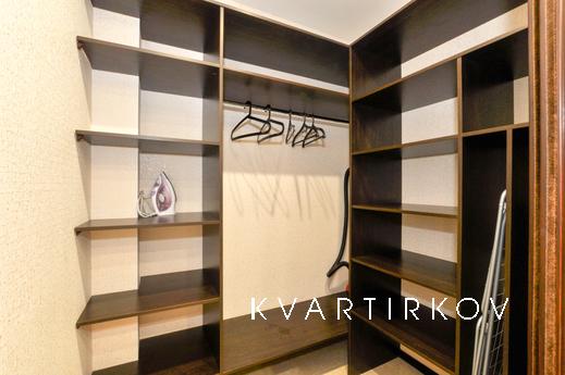 Марьин на Сурикова, 53а, Екатеринбург - квартира посуточно