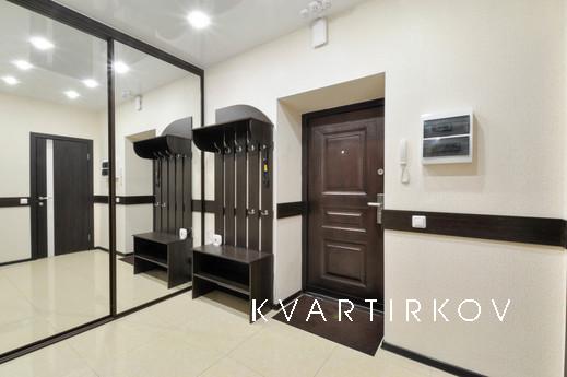 Марьин Дом на Сурикова, 53а, Екатеринбург - квартира посуточно