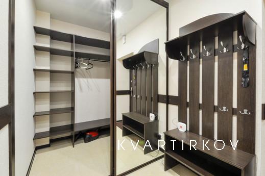 Марьин Дом на Сурикова, 53а, Екатеринбург - квартира посуточно