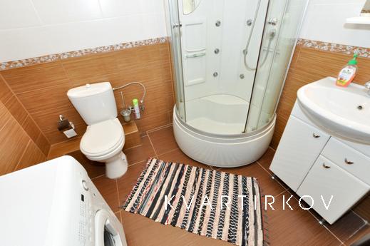 Марьин Дом на Бажова, 68, Екатеринбург - квартира посуточно