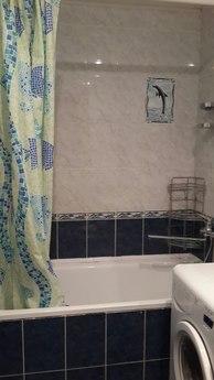 трехкомнатная евро на фирма мир, Уфа - квартира посуточно