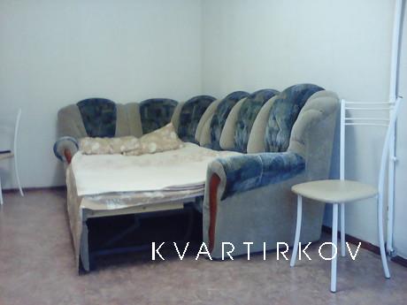 Daily overnight Hourly 