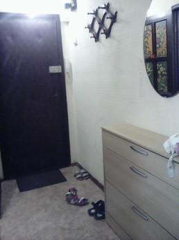 Excellent 1 bedroom apartment, Krasnodar - apartment by the day