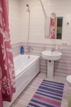 Отличная квартира в ЖК 'Novin', Тюмень - квартира посуточно