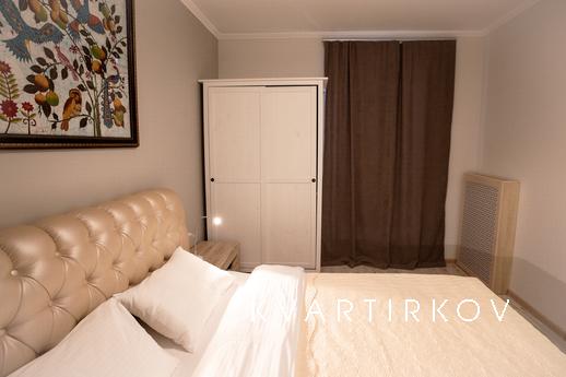 Посуточно 50 лет Октября, 57а, №063, Тюмень - квартира посуточно